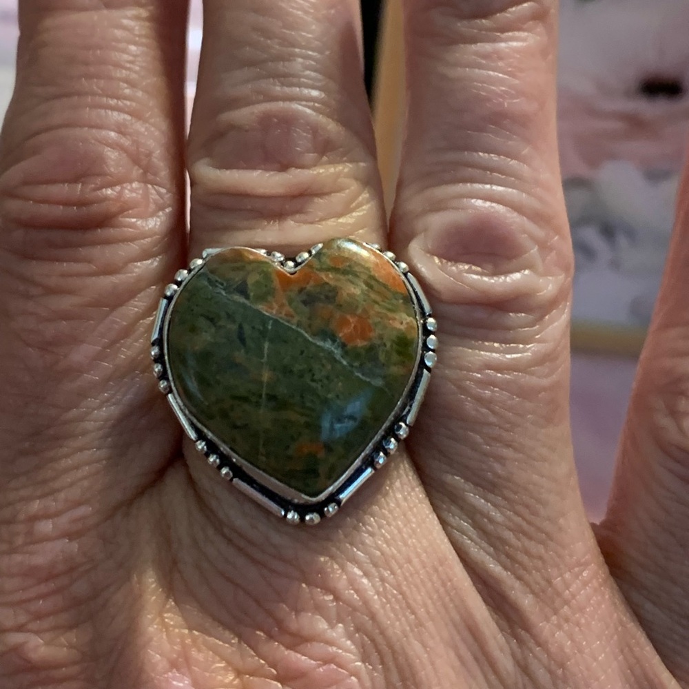 GENUINE UNAKITE HEART SILVER RING! Size 7.75